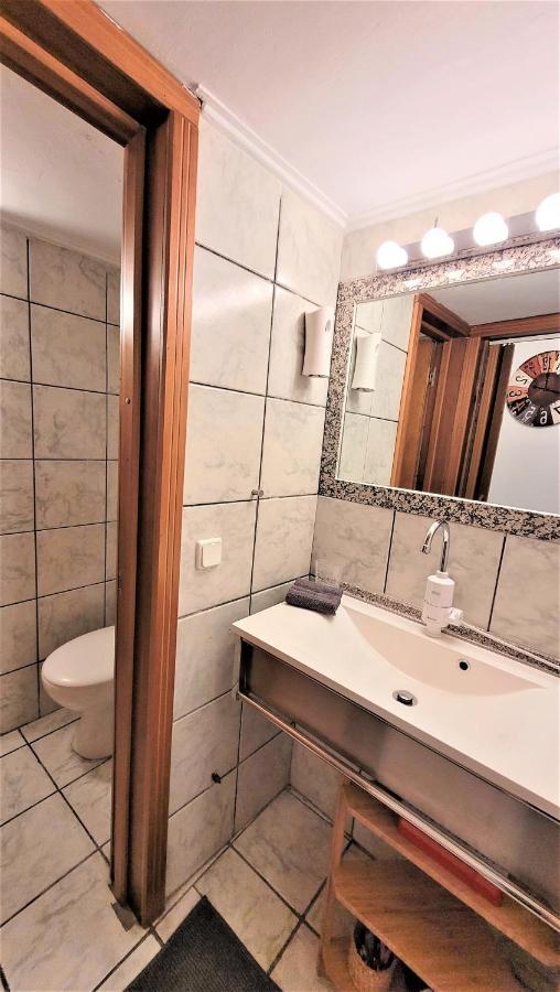 Driopon Apartment Atene Esterno foto