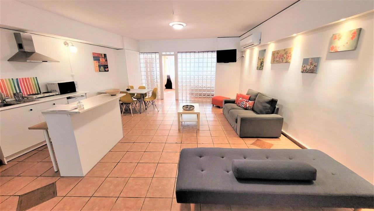Driopon Apartment Atene Esterno foto